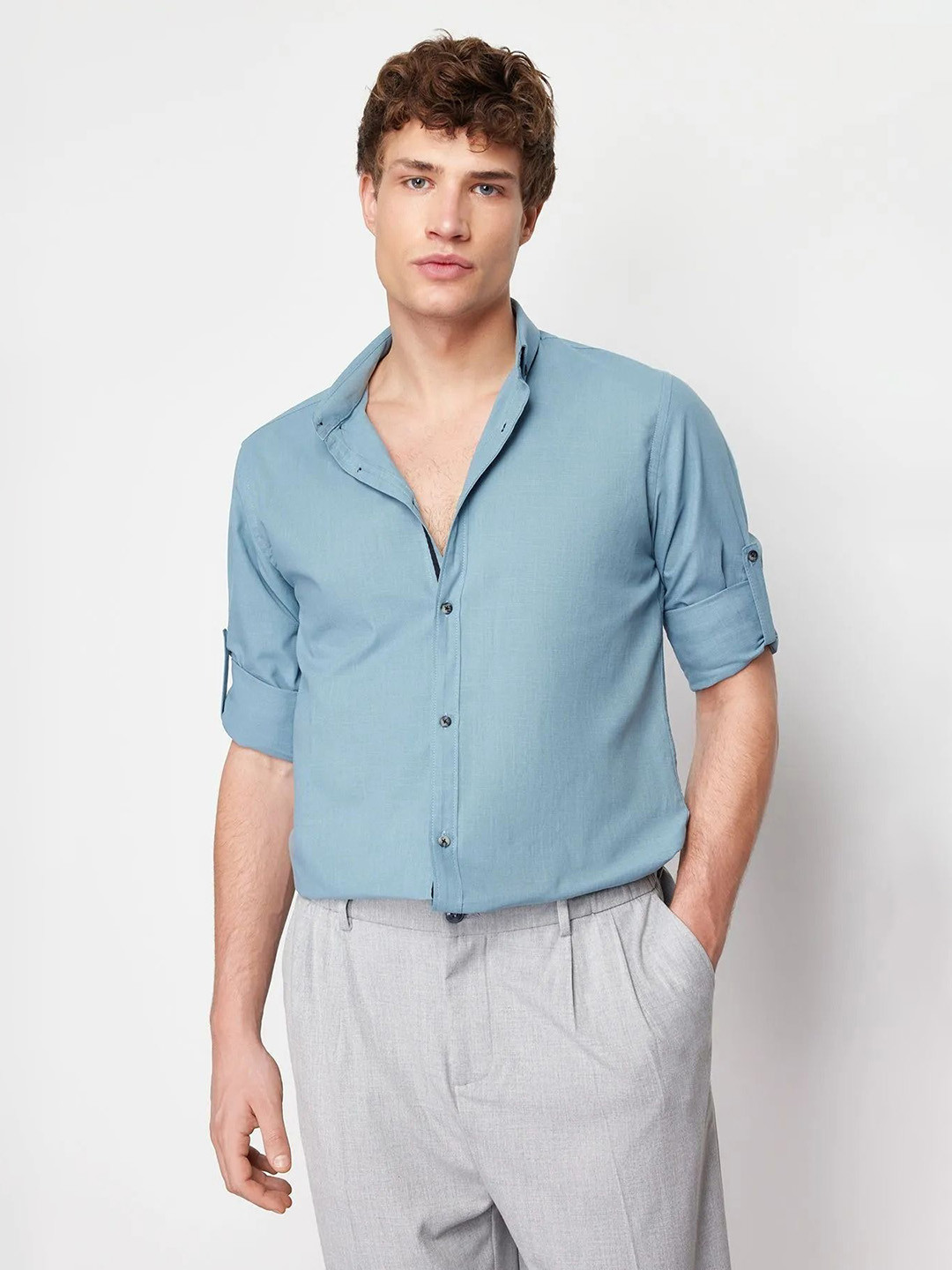 Trendyol Button-Down Collar Roll-Up Sleeves Cotton Casual Shirt