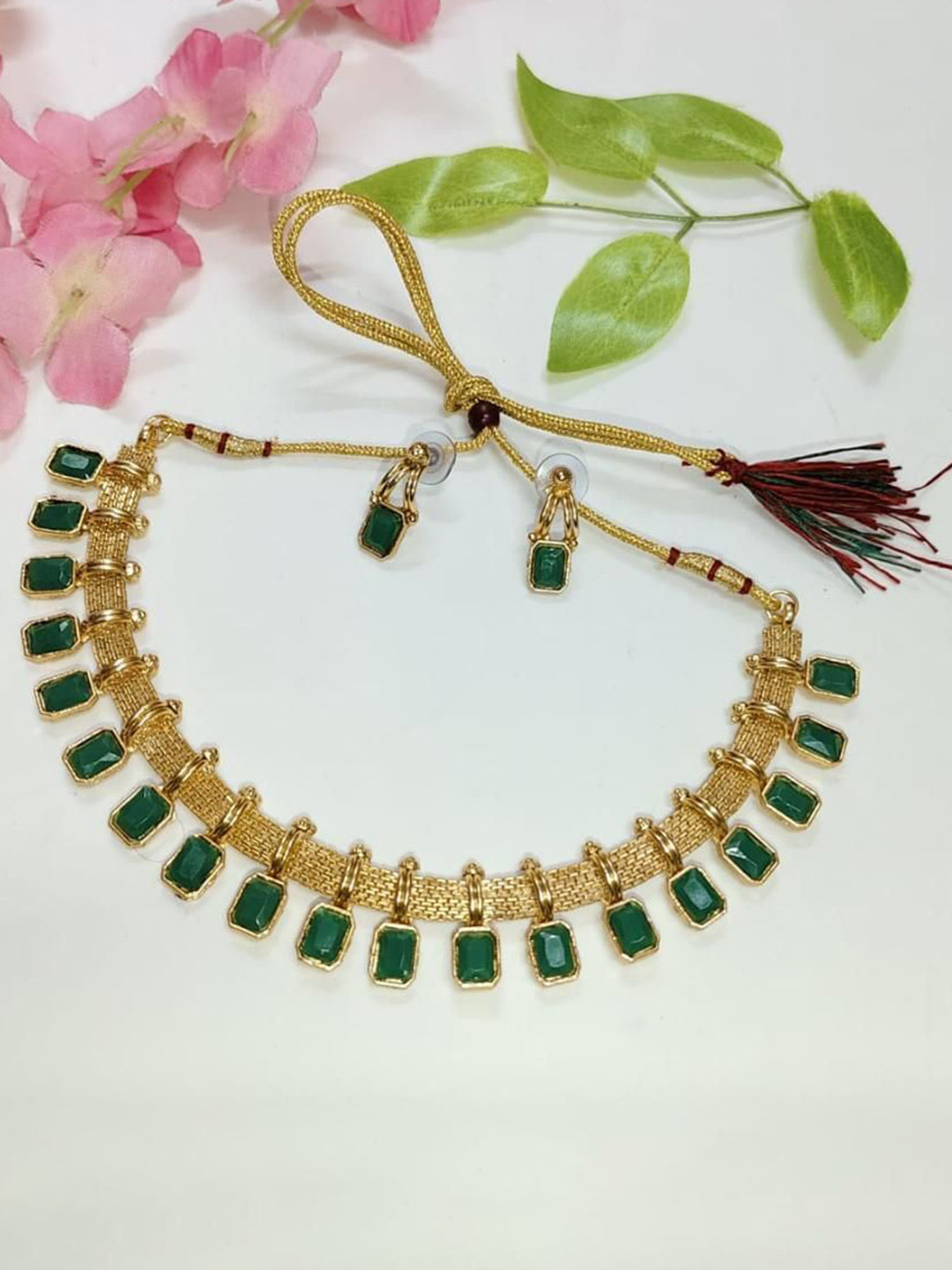 Gyaan Jewels Gold-Plated Stone-Studded Jewellery Setv