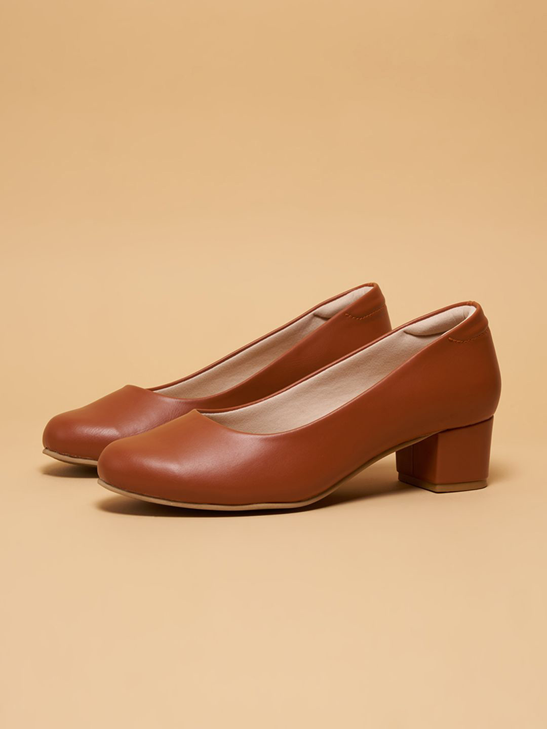 ERIDANI Isabella Solid Pumps