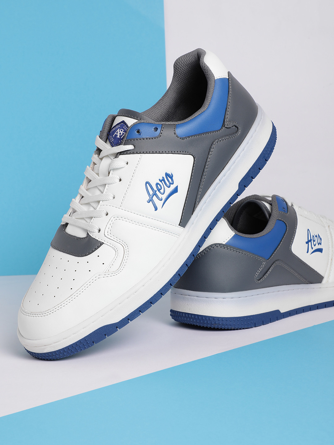 Aeropostale Men Colourblocked Sneakers