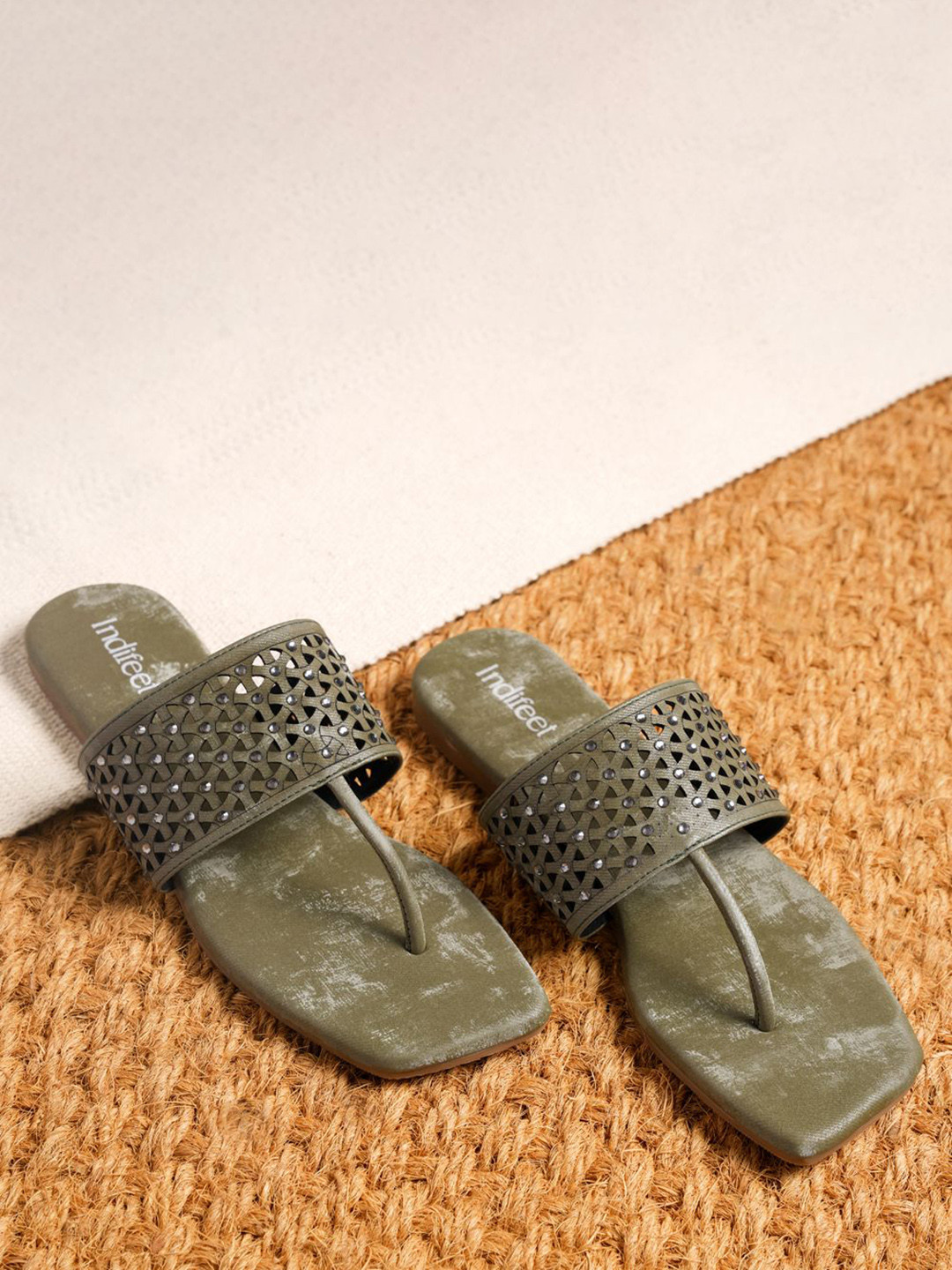 Indifeet Women Embellished T-Strap Flats