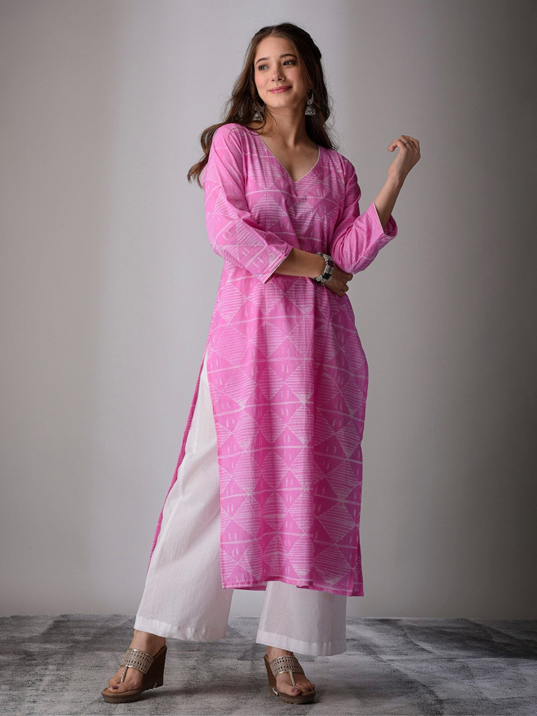 DIMPLE DESIGN STUDIO Tie & Dye V-Neck Pure Cotton Straight Kurta