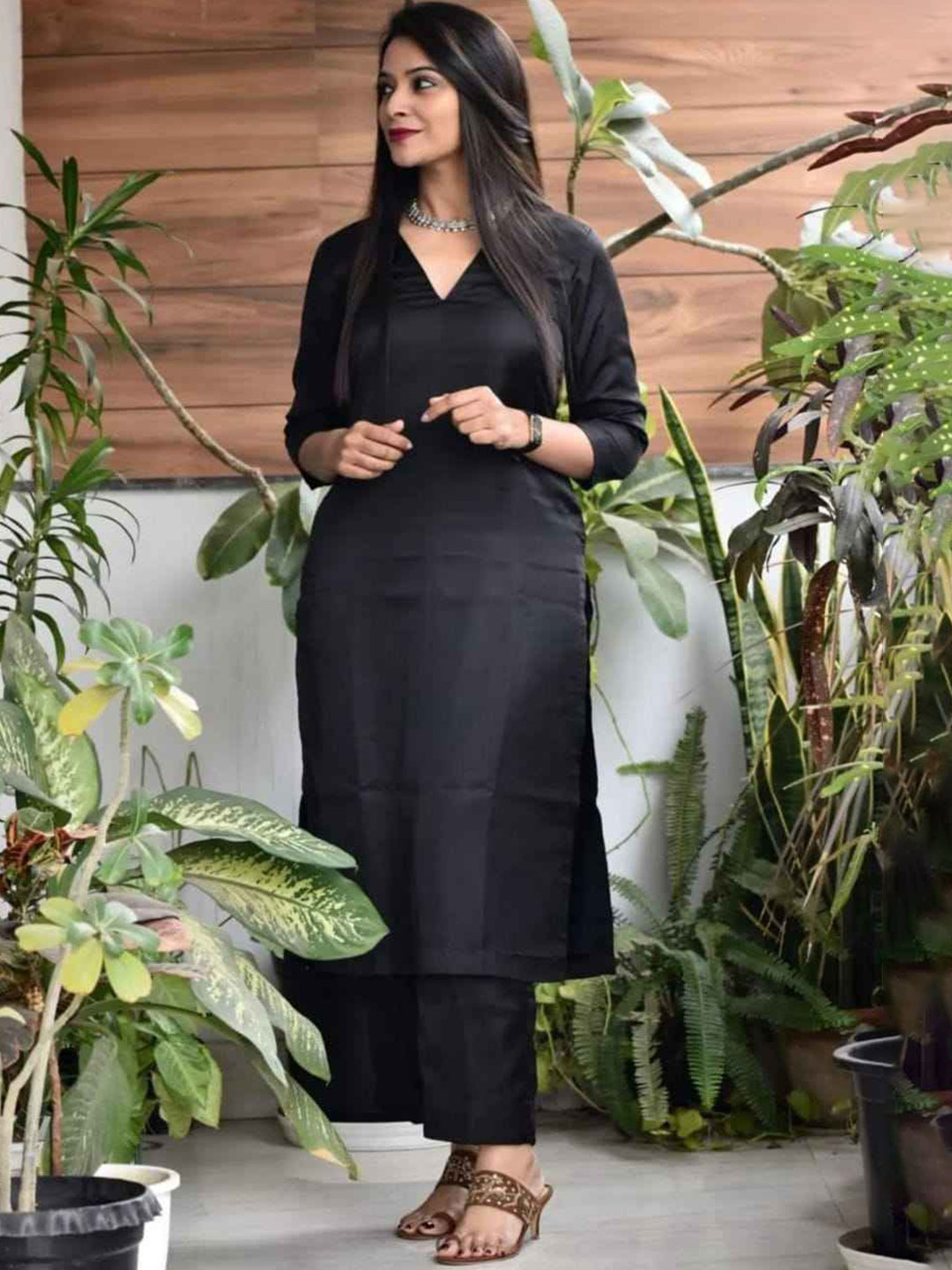 Fabmoha V-Neck Regular Cotton Silk Straight Kurta with Trousers