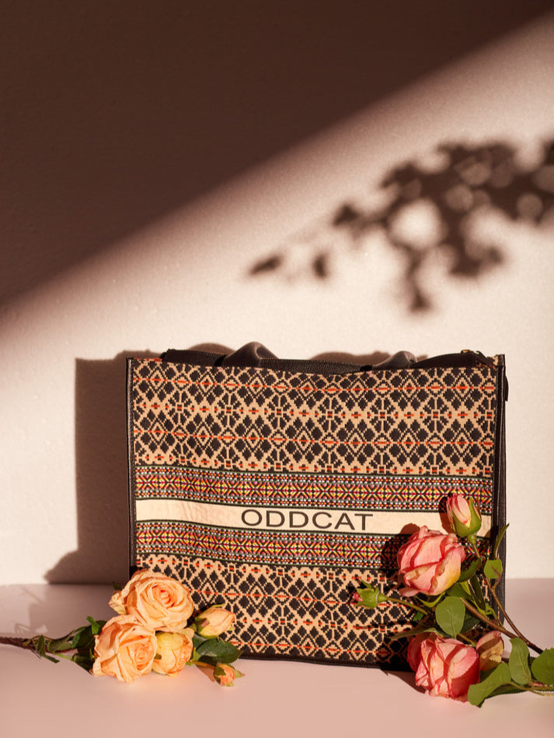 Oddcat Women Long Strap Fabric Outlander Tote Bag