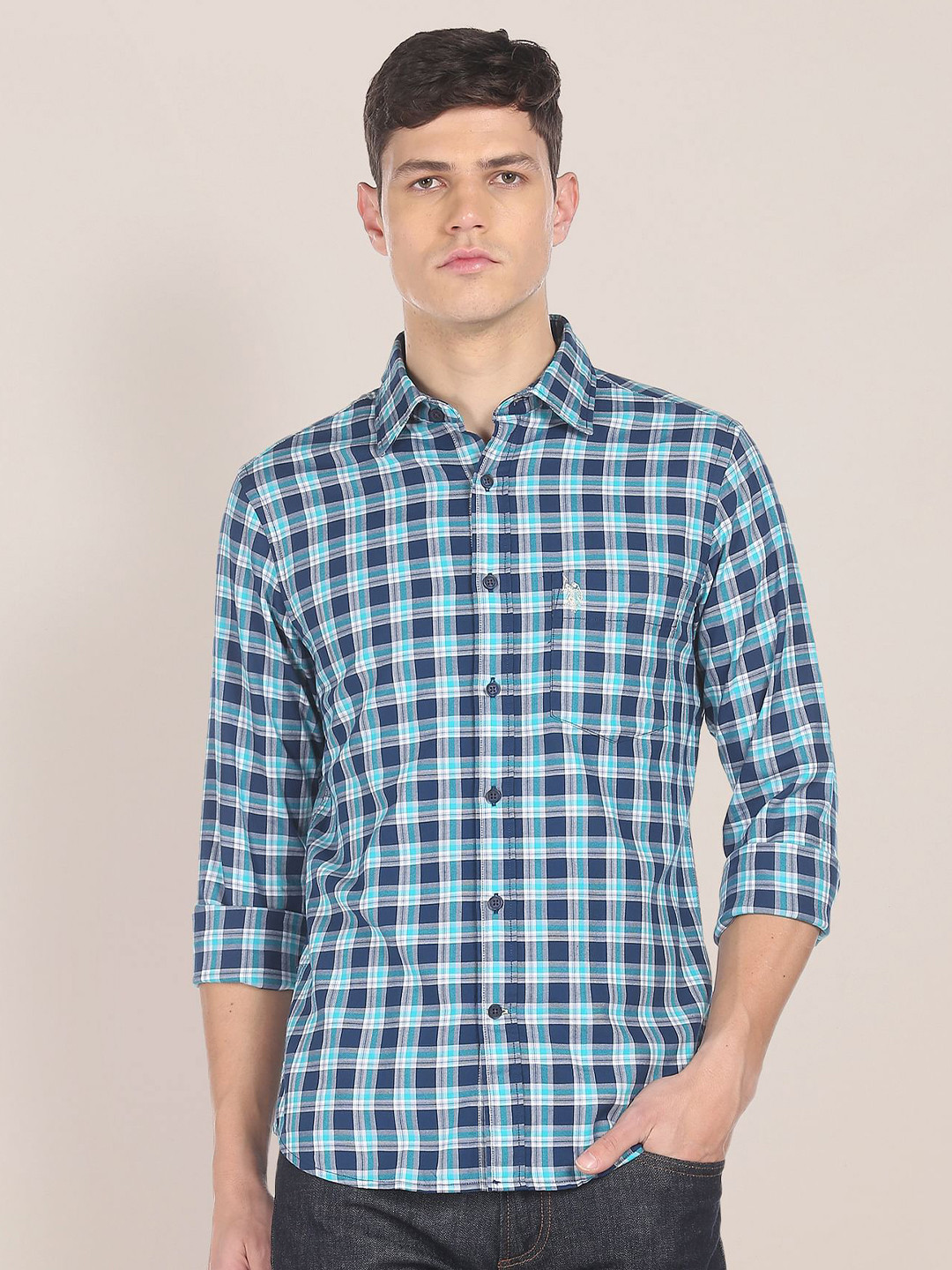 U S Polo Assn Men Navy Blue & White Tailored Fit  Checked Casual Shirt