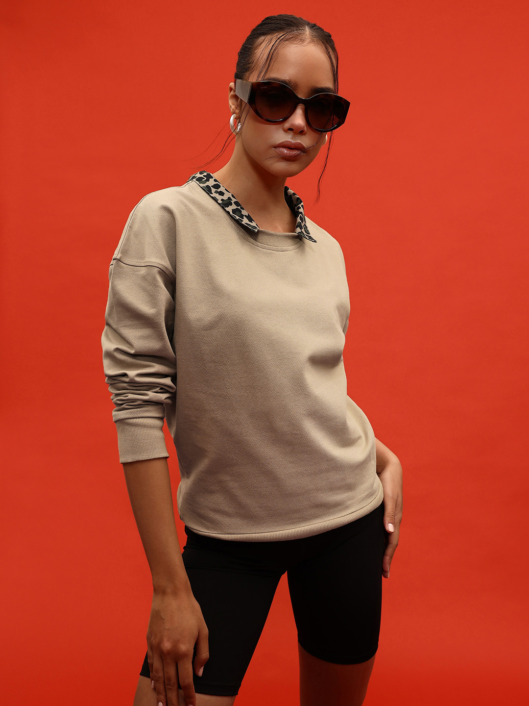 glitchez Animal Print Collar Terry Relaxed Sweatshirt