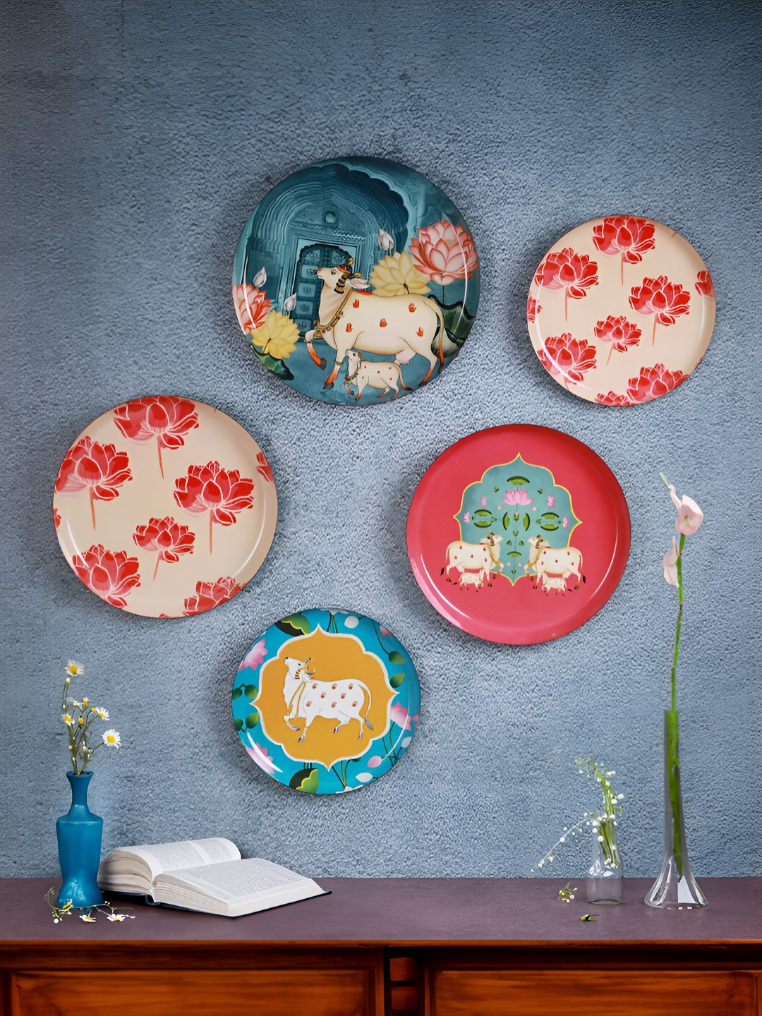 Homspurts Divine Reflections Red & Blue 5 Pieces Cow & Floral Printed Wall Art