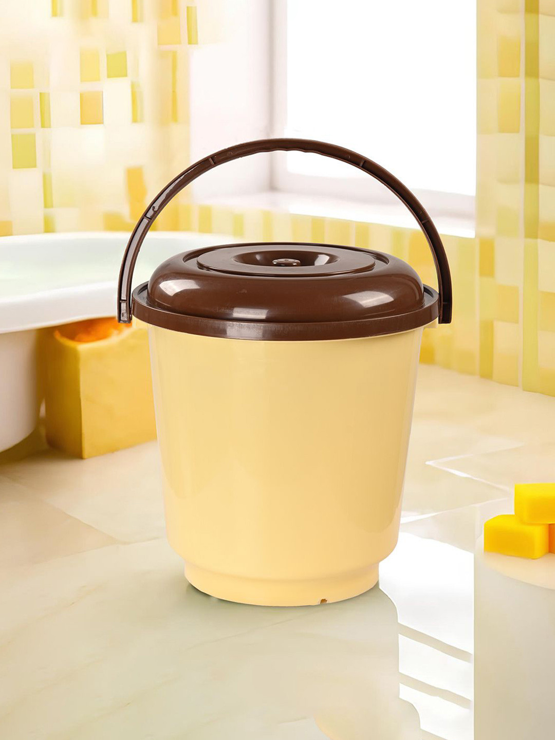 Kuber Industries Cream & Brown Lightweight Bucket 18 L