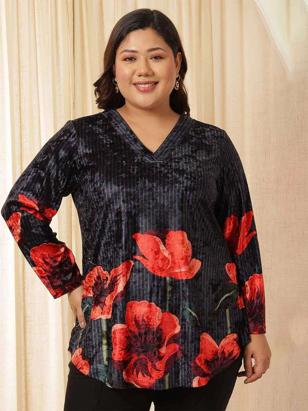 Amydus Floral Print Velvet Top