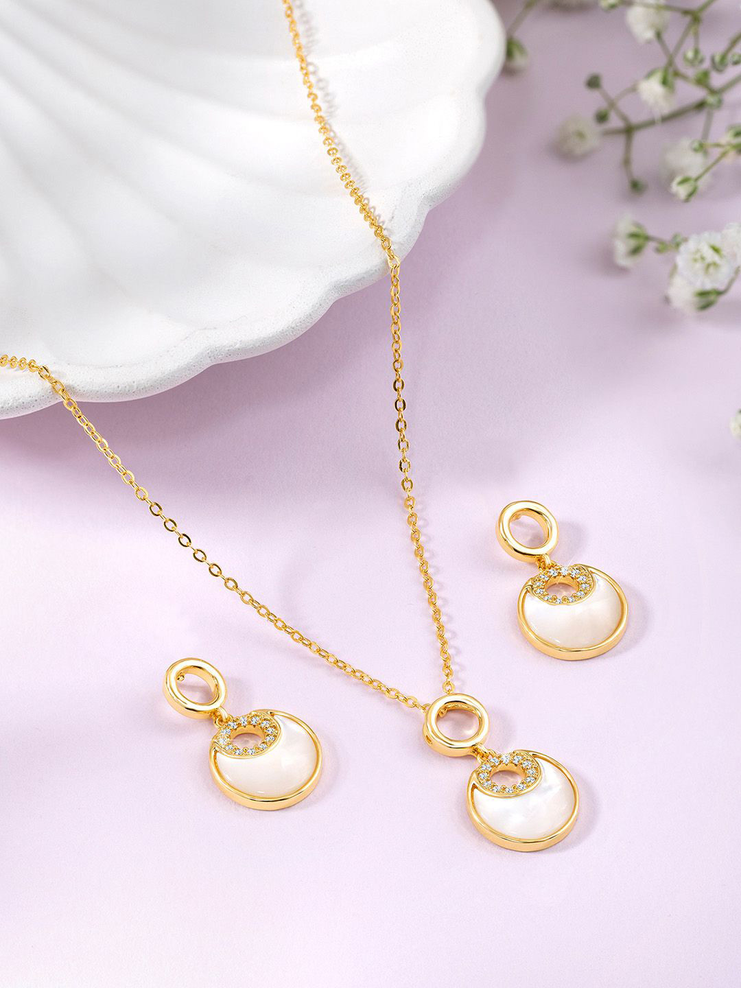 Peora Gold-Plated Jewelley Set