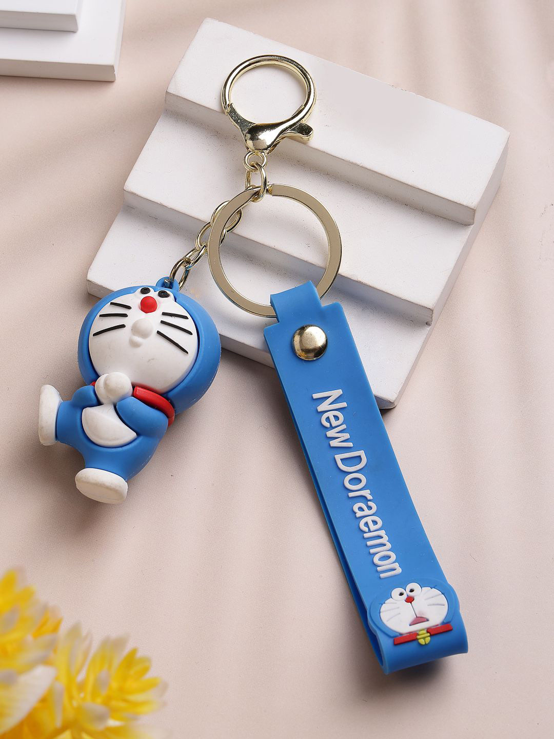 KYDZI Blue & White Doremon Key Chain