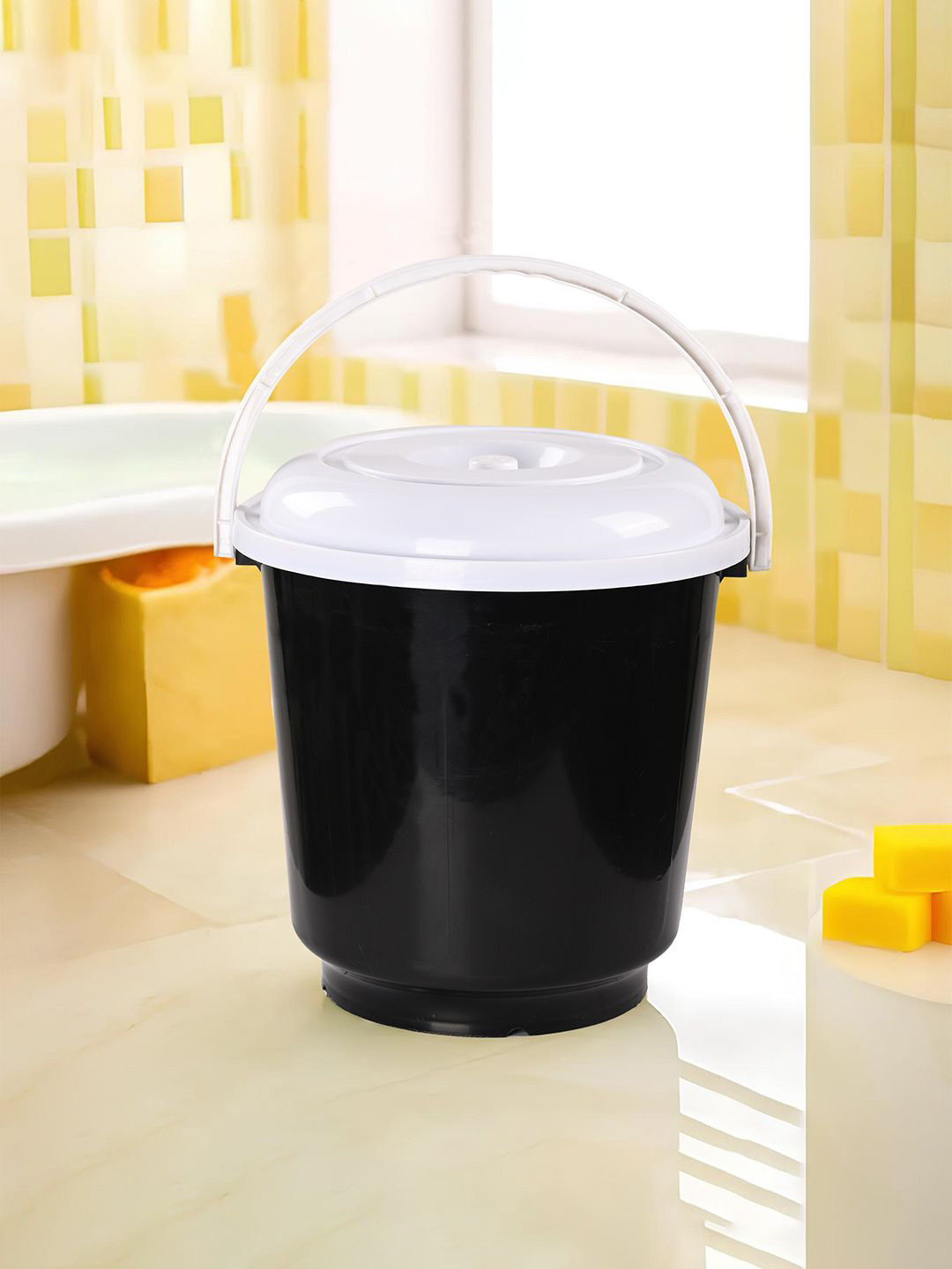 Kuber Industries White & Black Multi Purpose Bucket With Lid- 18 ltr