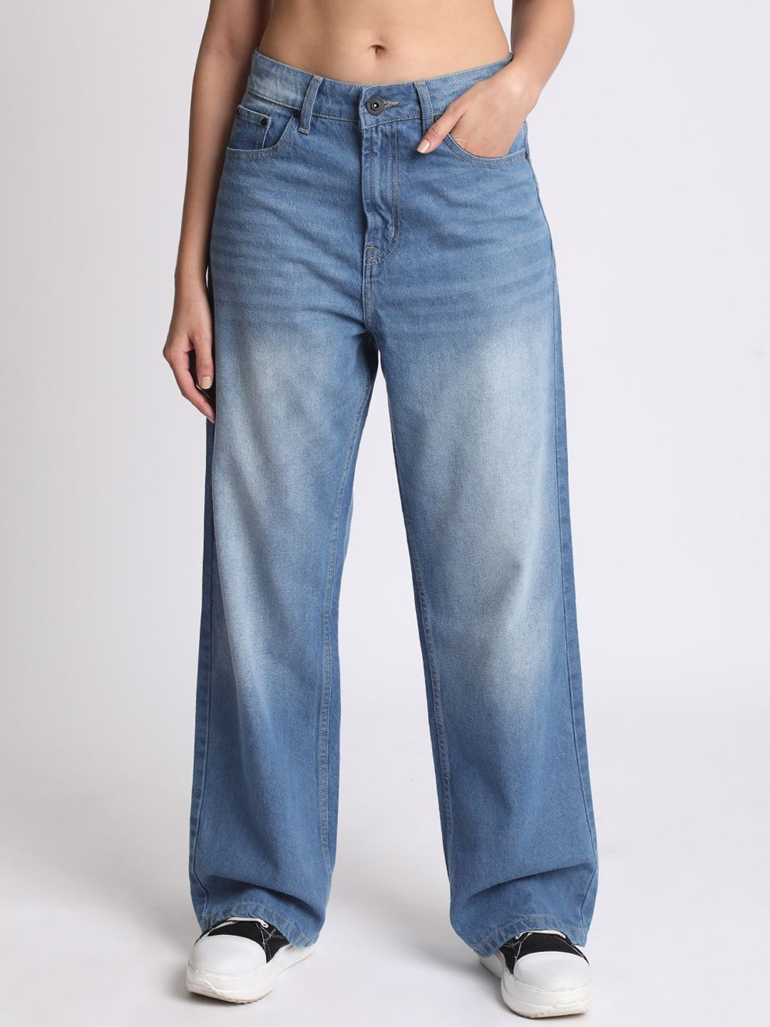 The Roadster Lifestyle Co Women Straight-Fit High-Rise Medium Shade Jeans