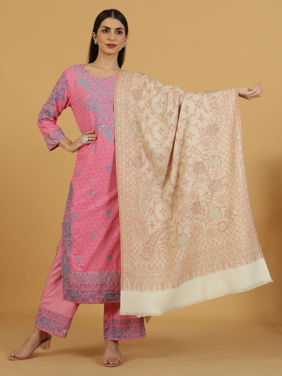 La Vastraa Woven Design Fringed Shawl