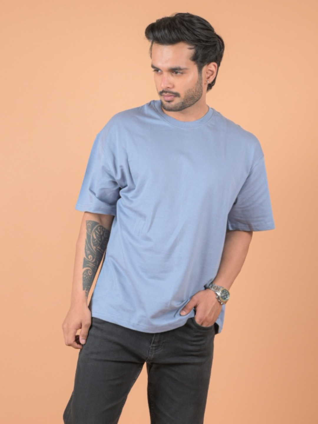 INDIAN THREADS Men Round Neck Oversized T-shirt