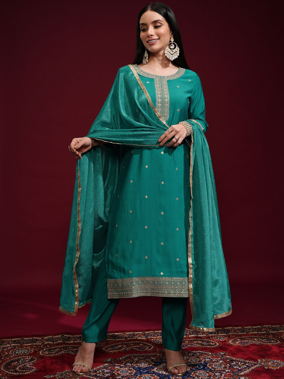 Vishudh Women Embroidered Kurta With Pant Chinon Chiffon Dupatta