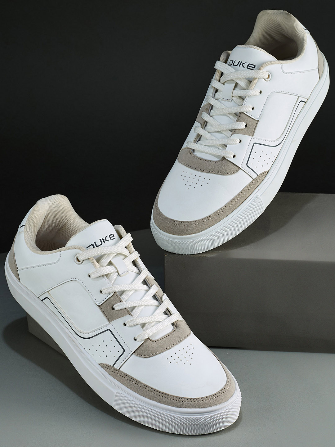 Duke Men Perforations Sneakers