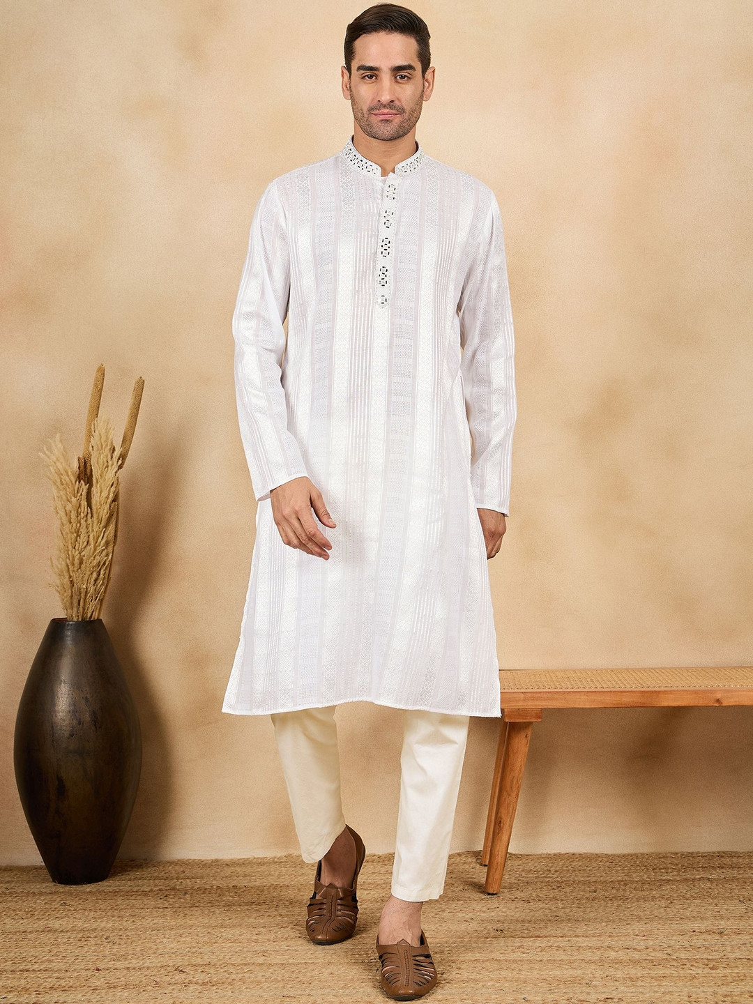House of Pataudi Woven Design With Embroidered Mandarin Collar Straight Kurta