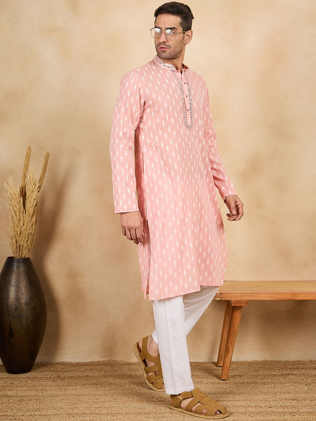 House of Pataudi Woven Design With Embroidered Mandarin Collar Straight Kurta