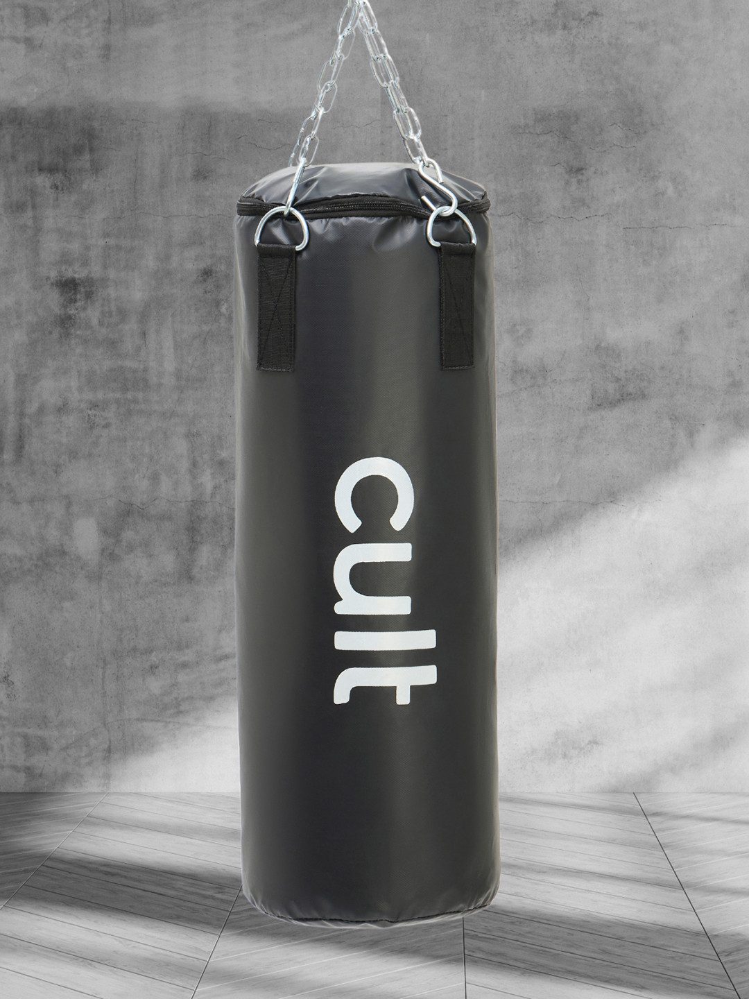 CULT Unisex Punching Bag With Hand Wrap