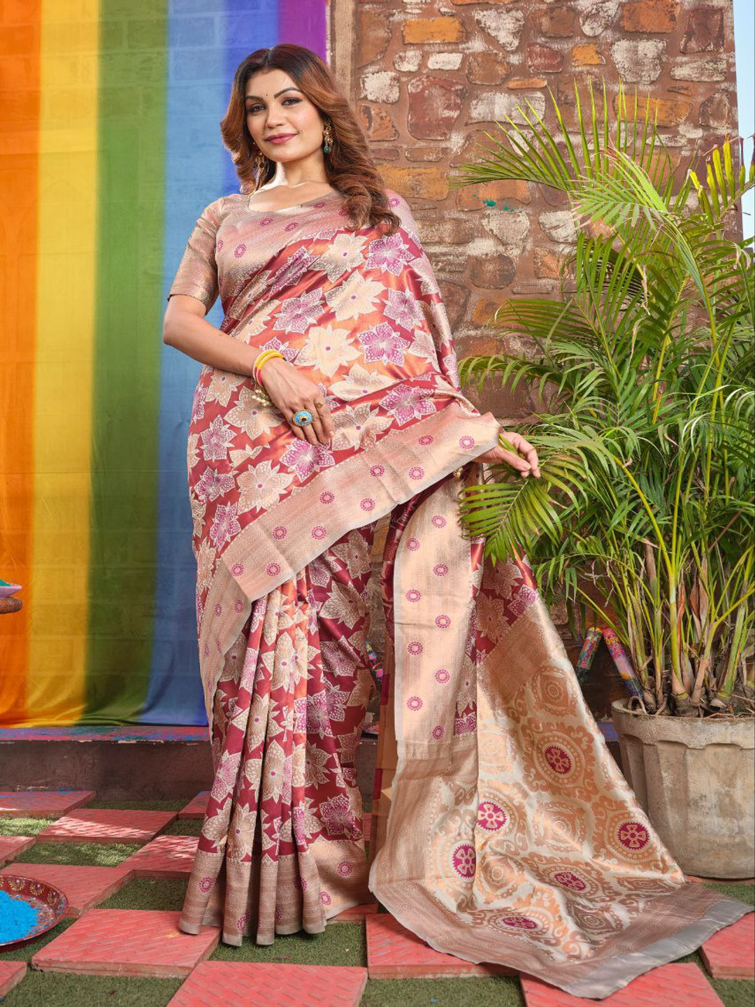 Marziyaa Floral Woven Design Border Zari Silk Cotton Banarasi Saree