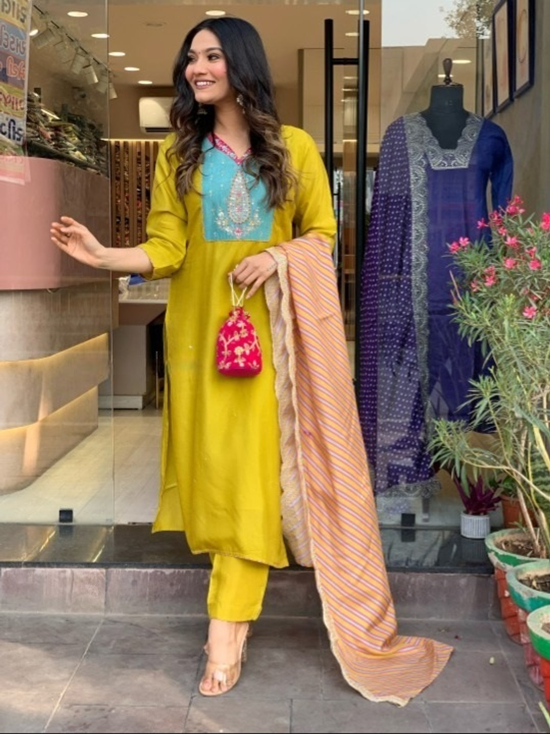 THE52 Women Floral Yoke Design Regular Thread Work Kurti with Trousers & With Dupatta
