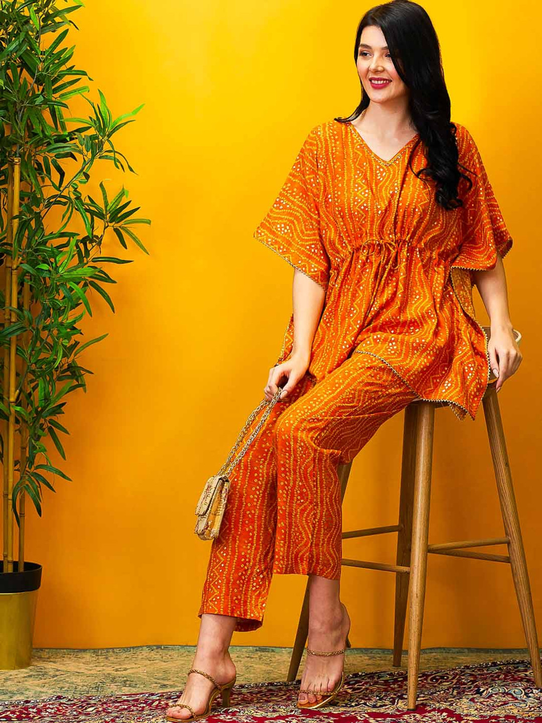 AV2 Badhini Printed V- Neck Top & Flared Trouser