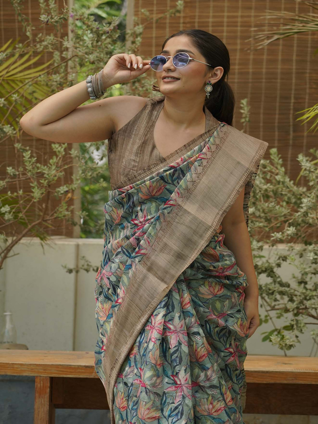 MIRCHI FASHION Floral Saree