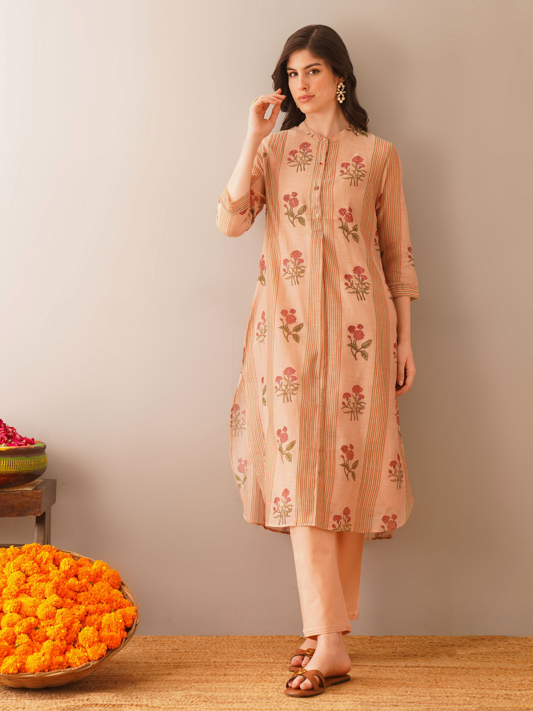 JAYPORE Floral Printed Band Collar Sequinned Machine Weave Straight Kurta