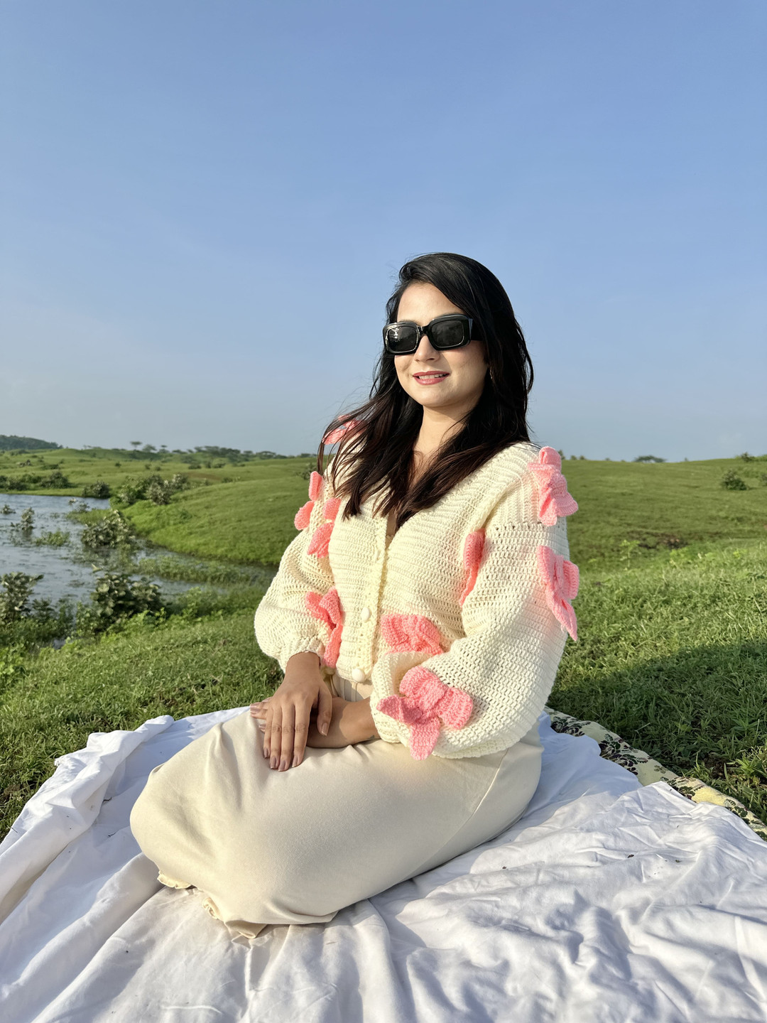 Sugercandy Women Sheer Woollen Cardigan