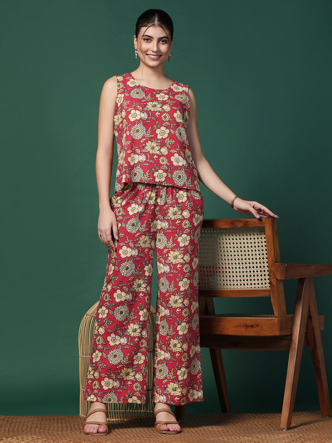 Moda Rapido Red Printed Round Neck Sleeveless Top With Trouser