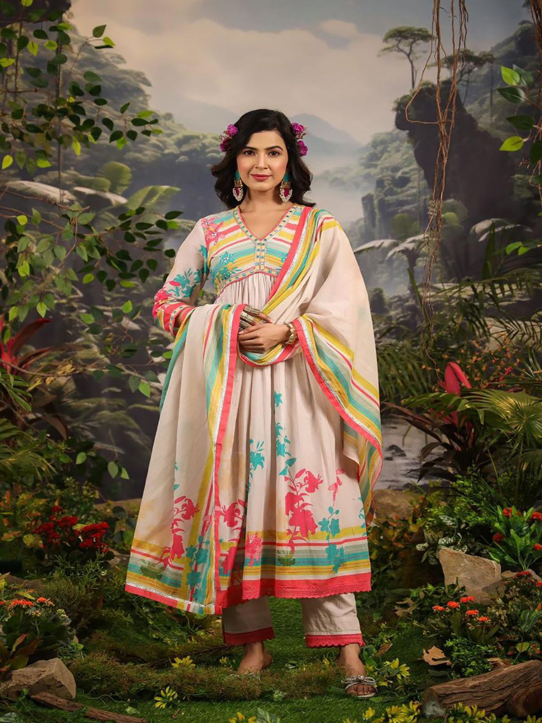 AARAAS Floral Printed Thread Work Anarkali Pure Cotton Kurta With Trousers And Dupatta