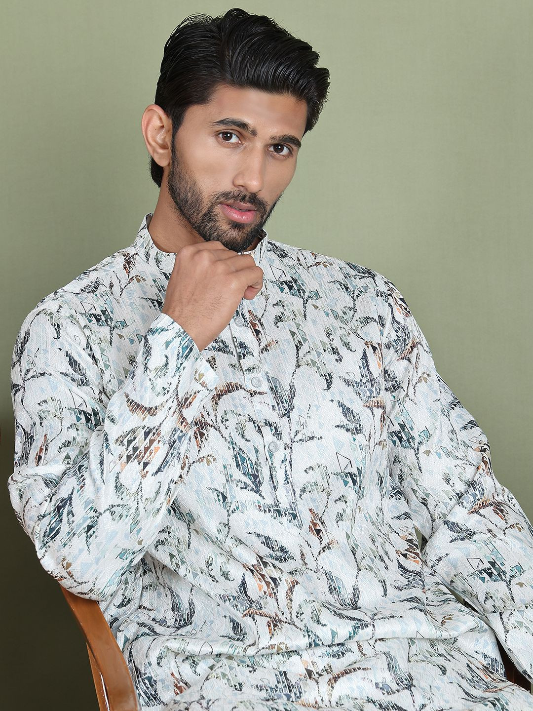 Anouk White Abstract Printed Mandarin Collar Straight Kurta With Pyjama