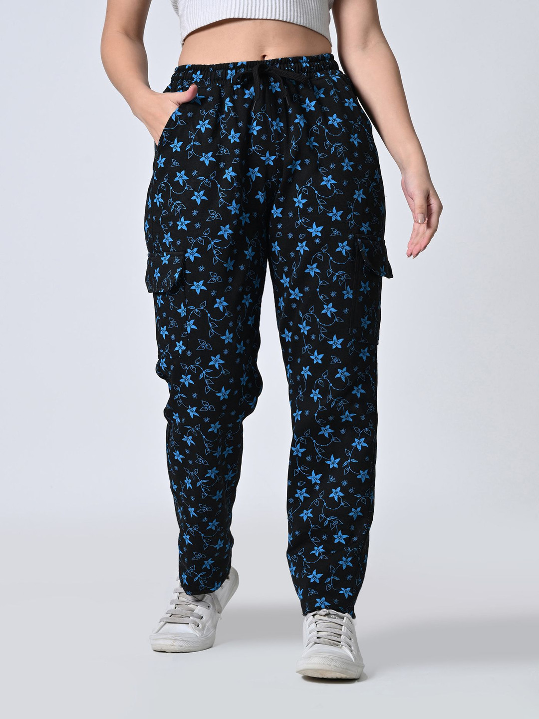 BAESD Women Printed Relaxed-Fit Mid-Rise Track Cargo Style Pants