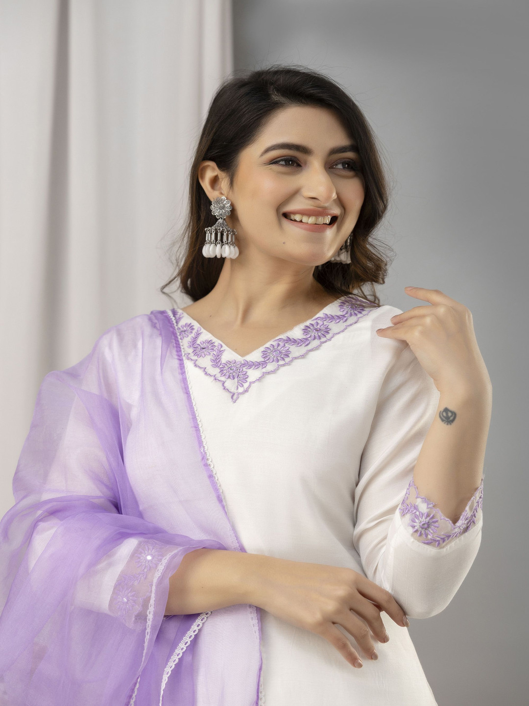 FrionKandy Muslin Embellished V-Neck Straight Kurta With Trouser And Dupatta