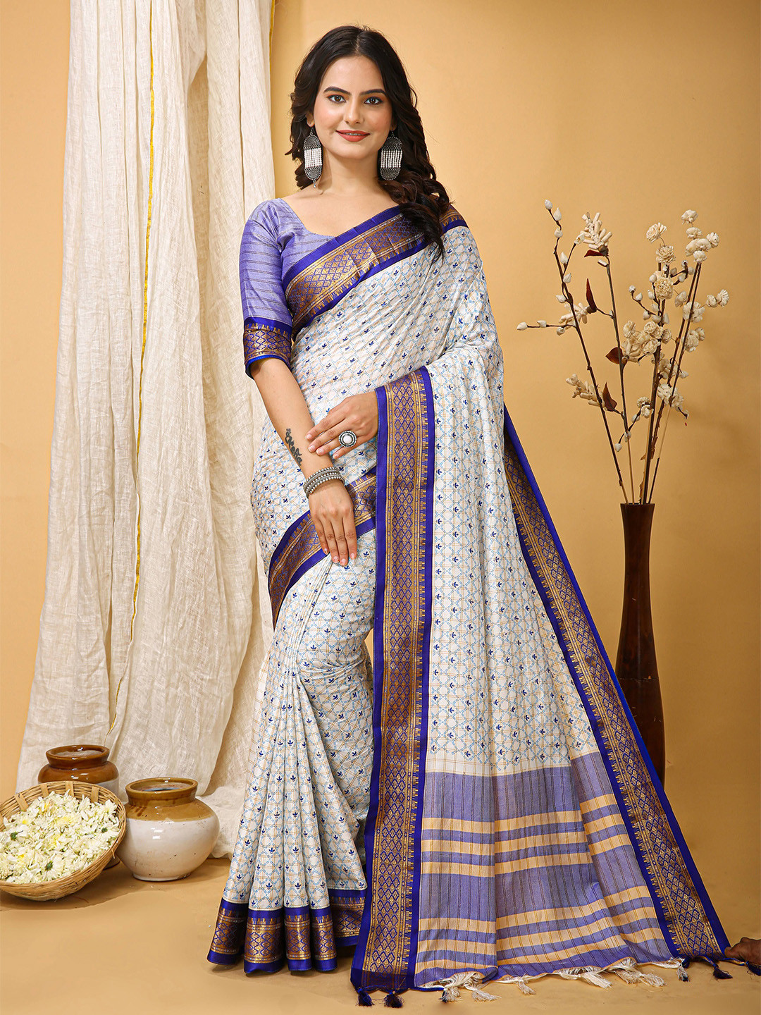 Kriyansh Checked Designer Bagru Saree