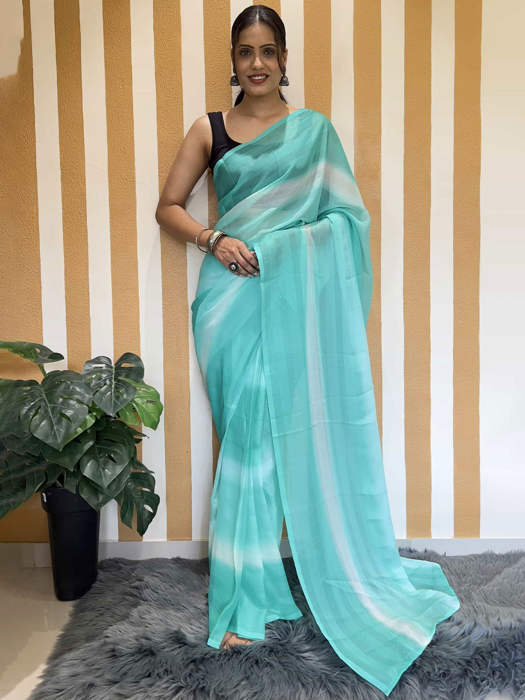 DIVASTRI Striped Pure Chiffon Ready to Wear Jamdani Saree