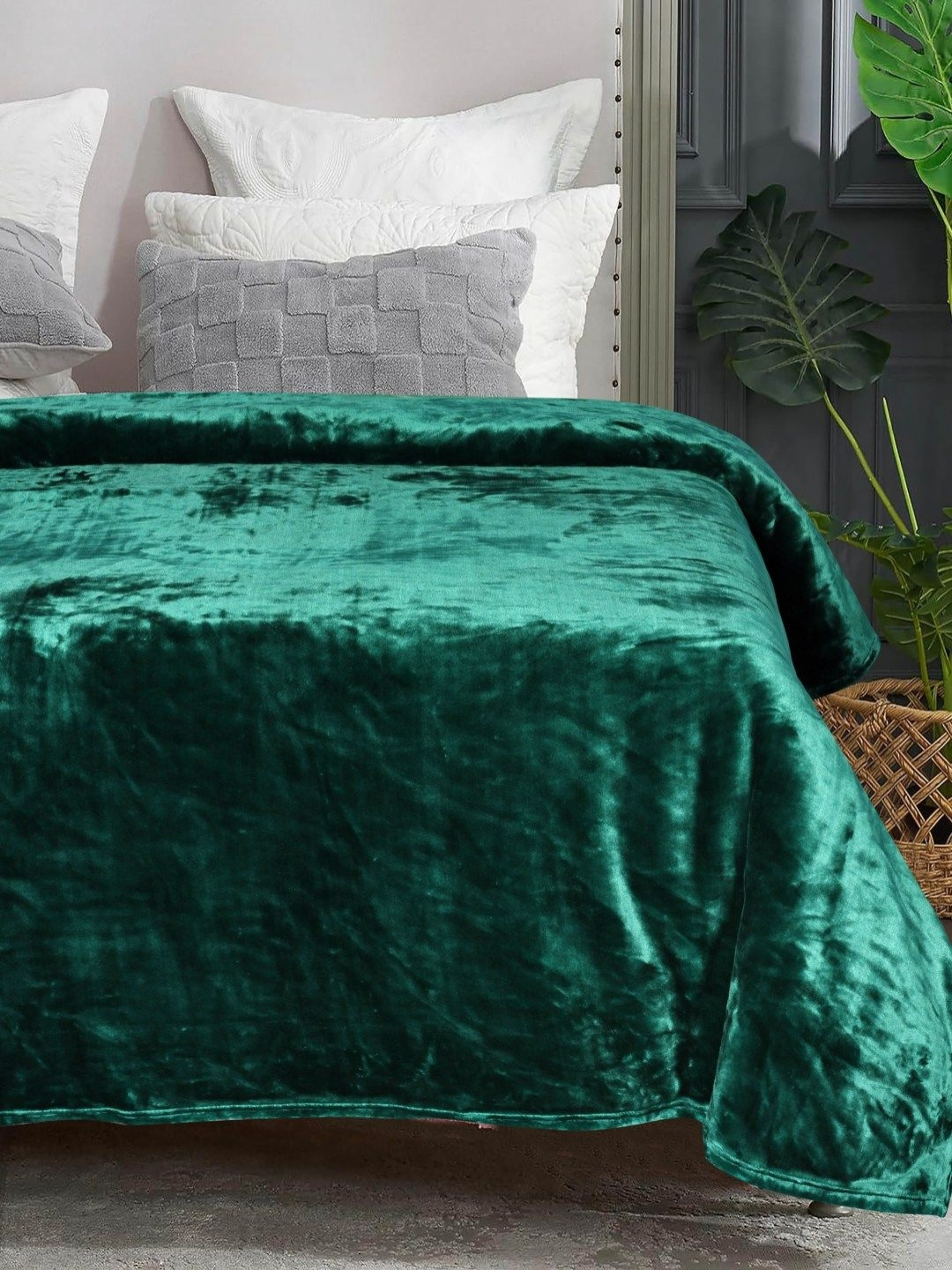 Saral Home Teal Light Weight Silky-Soft Double Bed Quilt/Blanket