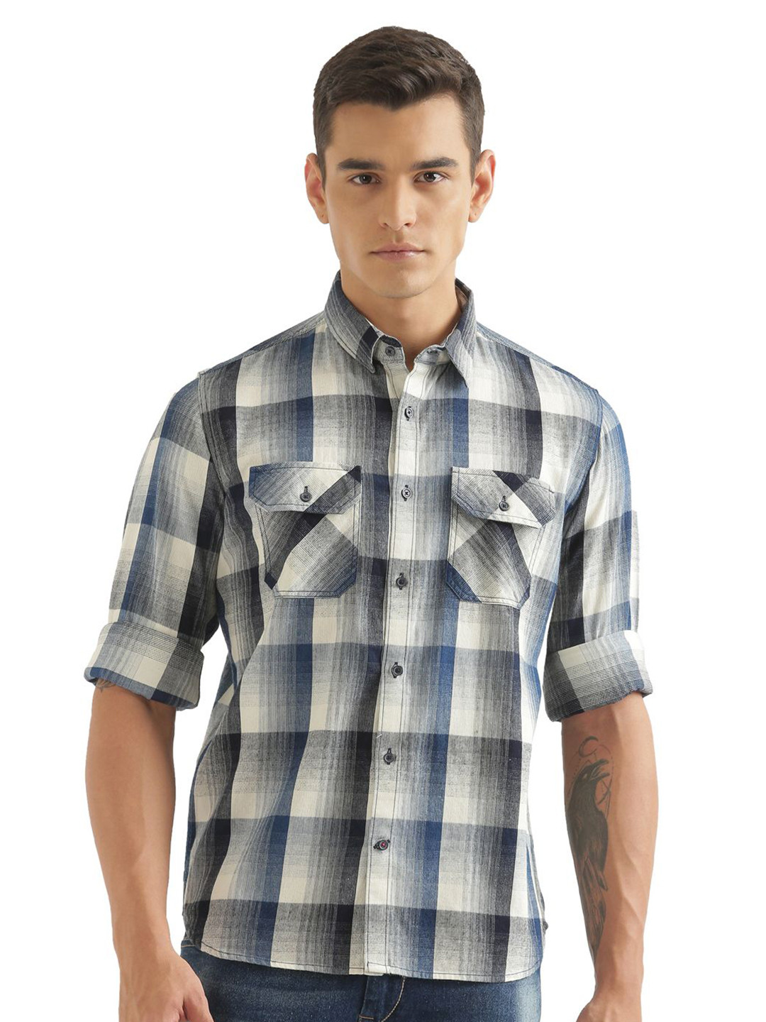 CROYDON UK Men Comfort Opaque Checked Casual Shirt