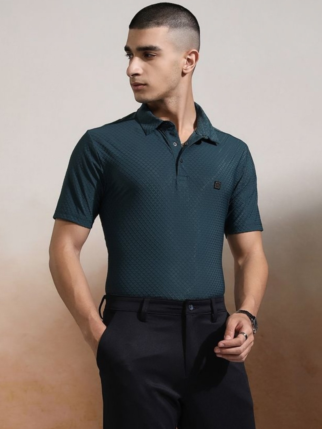 HIGHLANDER Men Clean Finish Knitted Textured Polo Tshirt