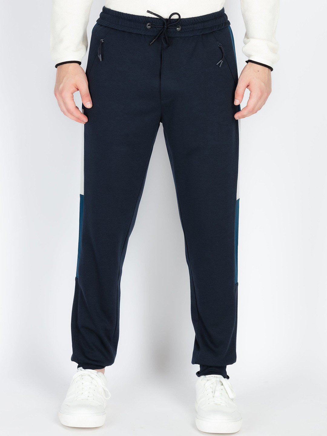Status Quo Men Mid-Rise Winter Joggers