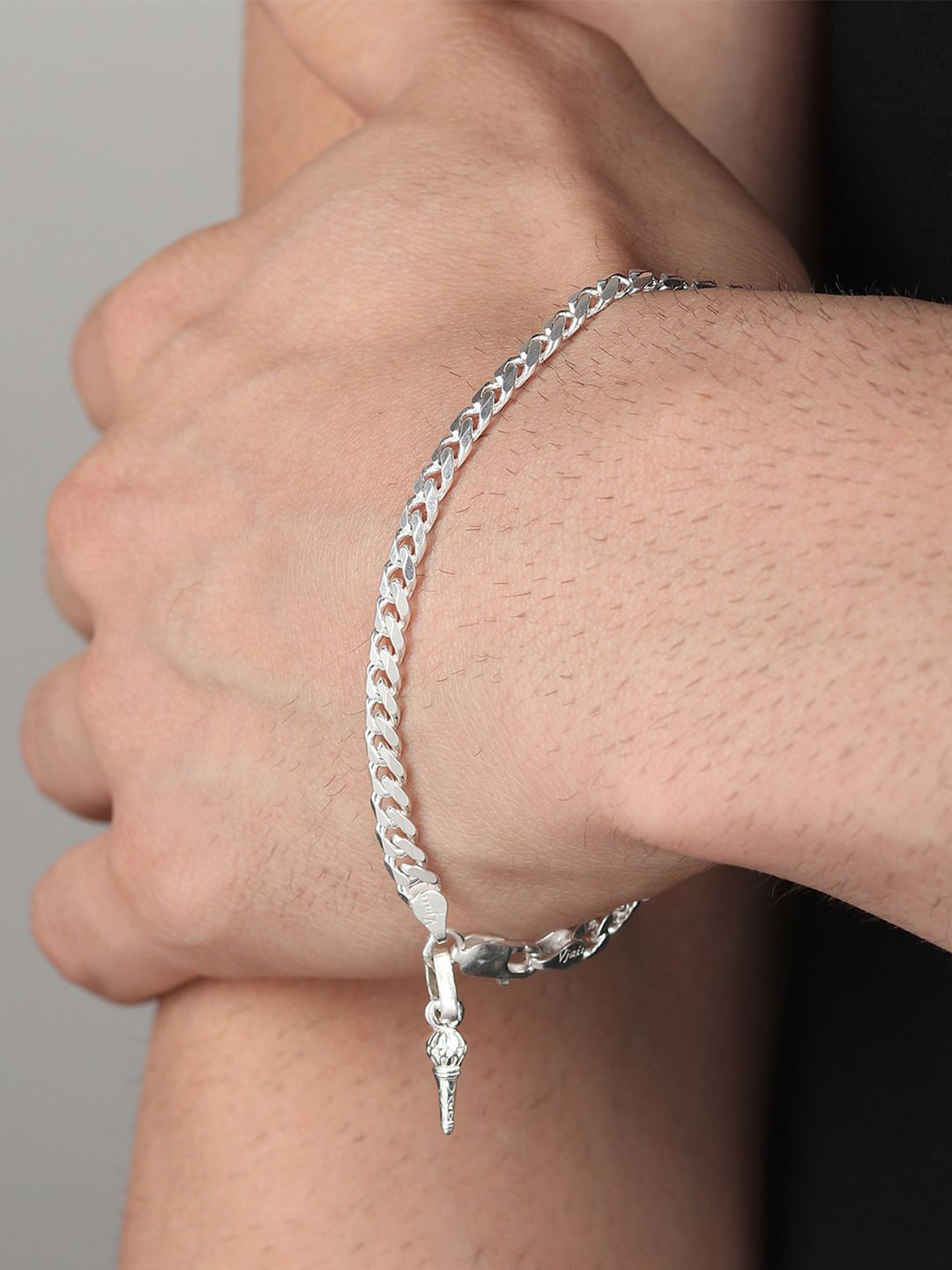 AKSHAT SAPPHIRE Men 92.5 Sterling Silver Gada Symbol Pendant With Link Bracelet