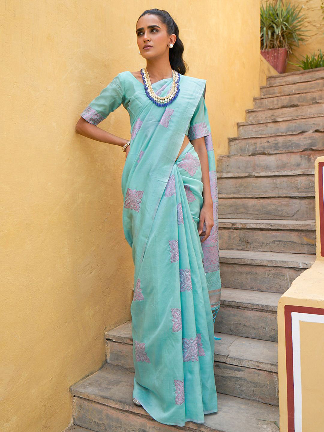 KALINI  Sea Green Kanjeevaram Silk Ethnic Motifs Saree with Unstitched Blouse Piece