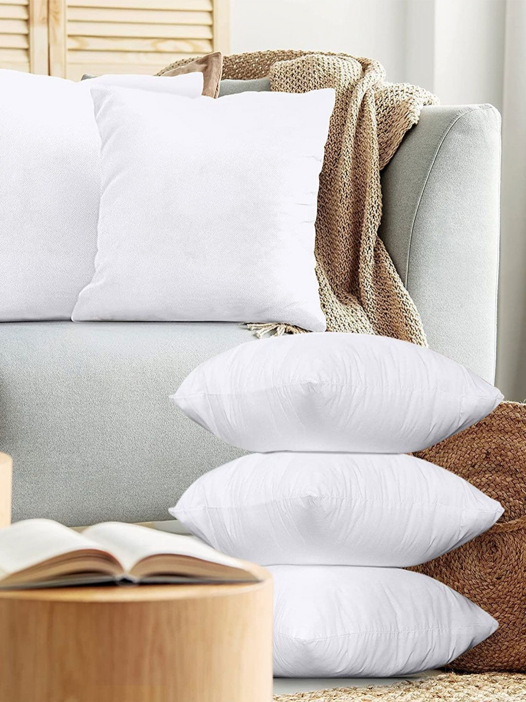 LUXEHOME INTERNATIONAL Set Of 5 White Pre-FilledCushion