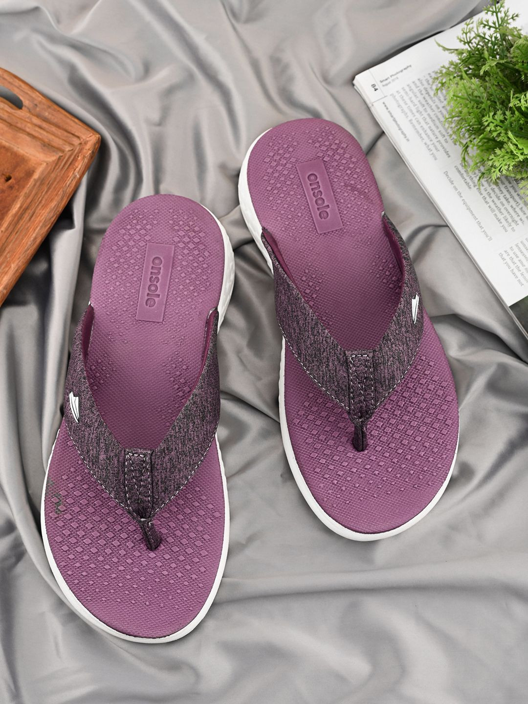 ONSOLE Women Rubber Slip-On Slipper