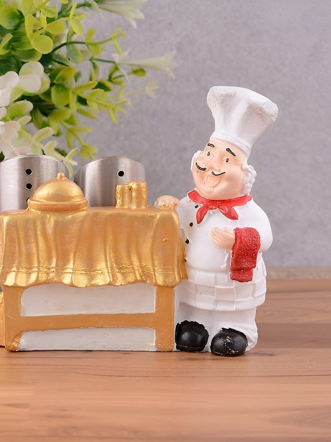 Zart Chef Handle Salt and Papper White Polyresin Natural Kitchen Small Showpiece - 4 Inches