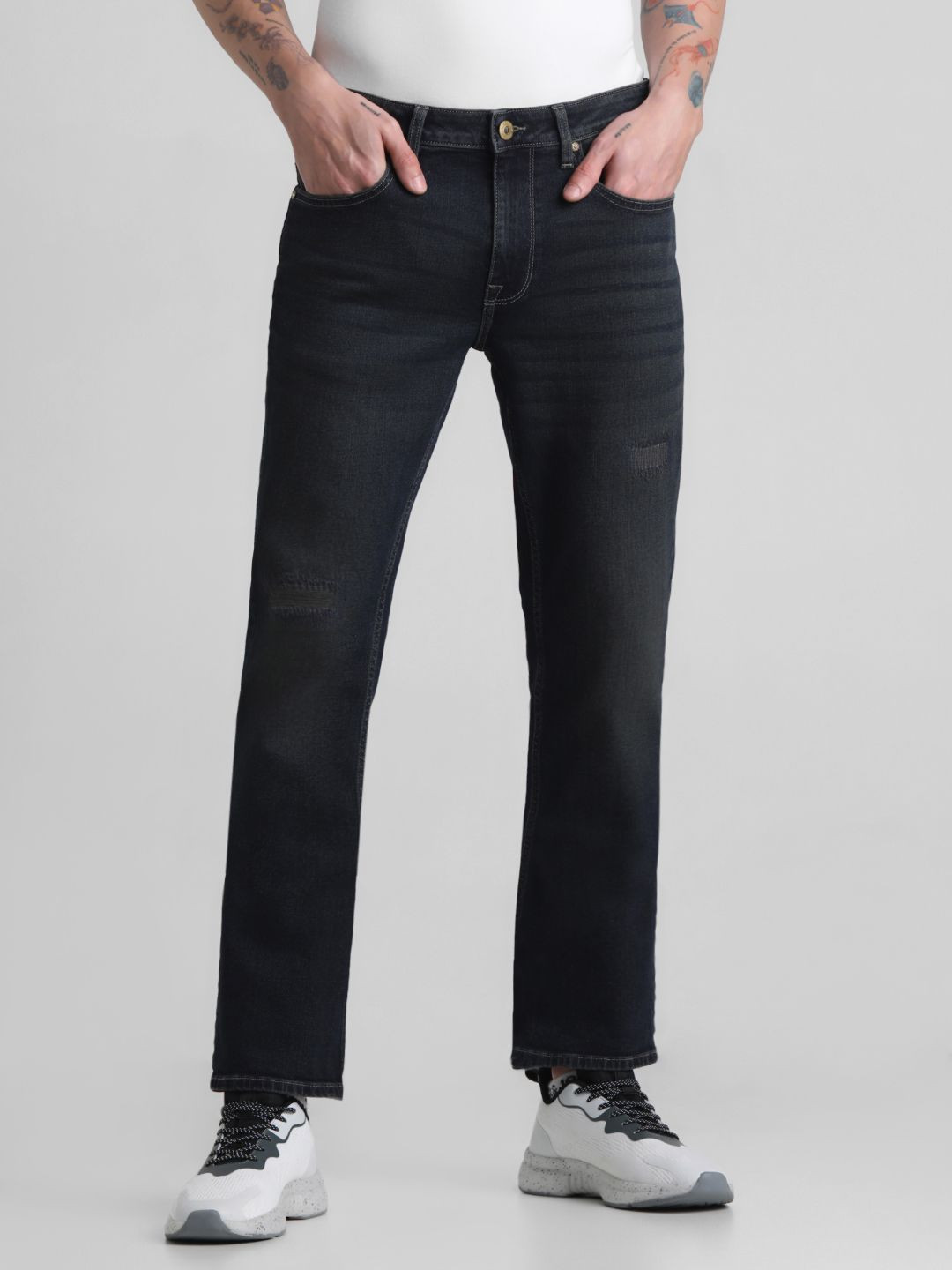 Jack & Jones Men Clark Mildly Distressed Light Fade Stretchable Mid Rise Jeans