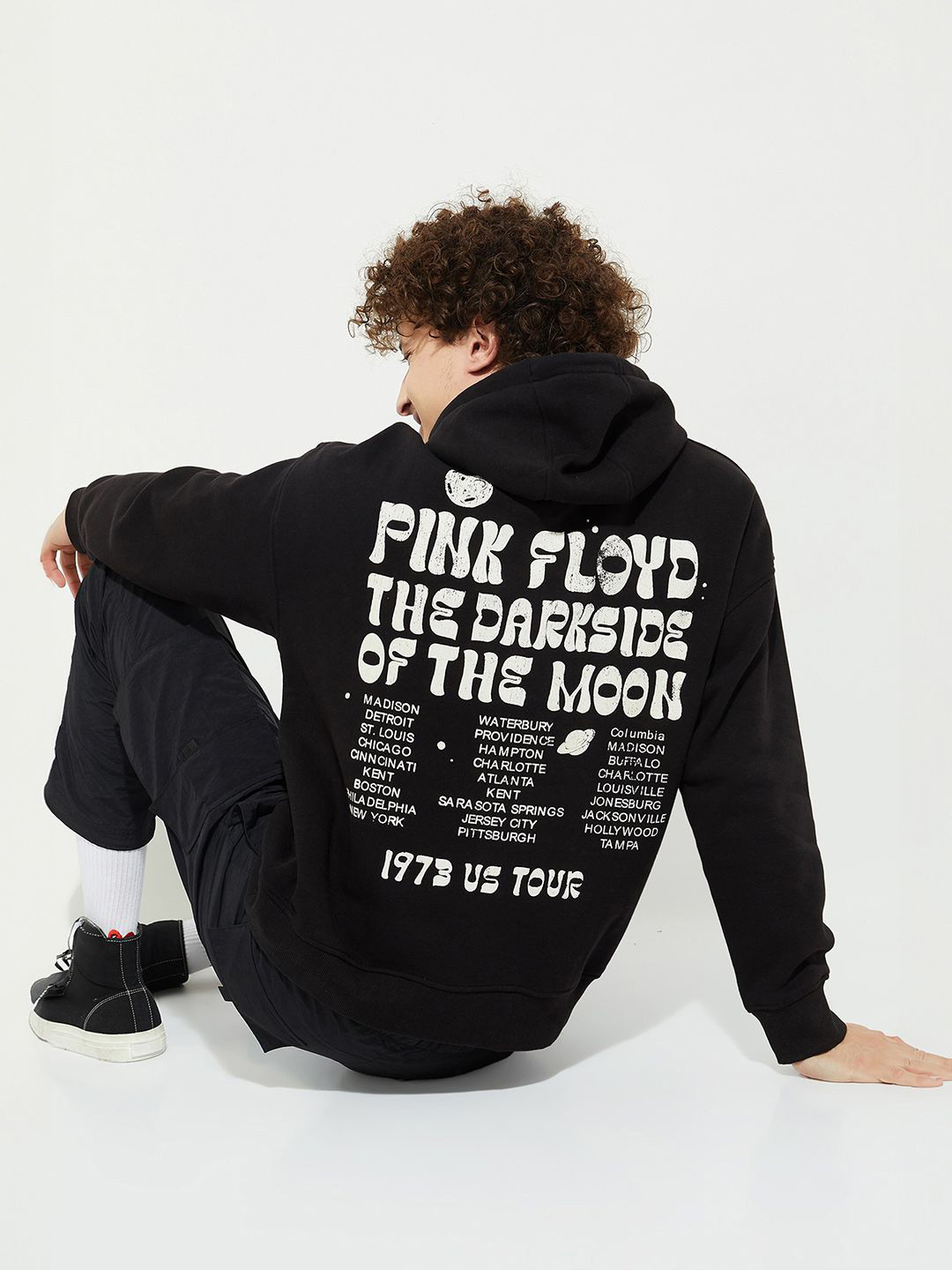 MAX URB_N Men Pink Floyd Print Sweatshirt