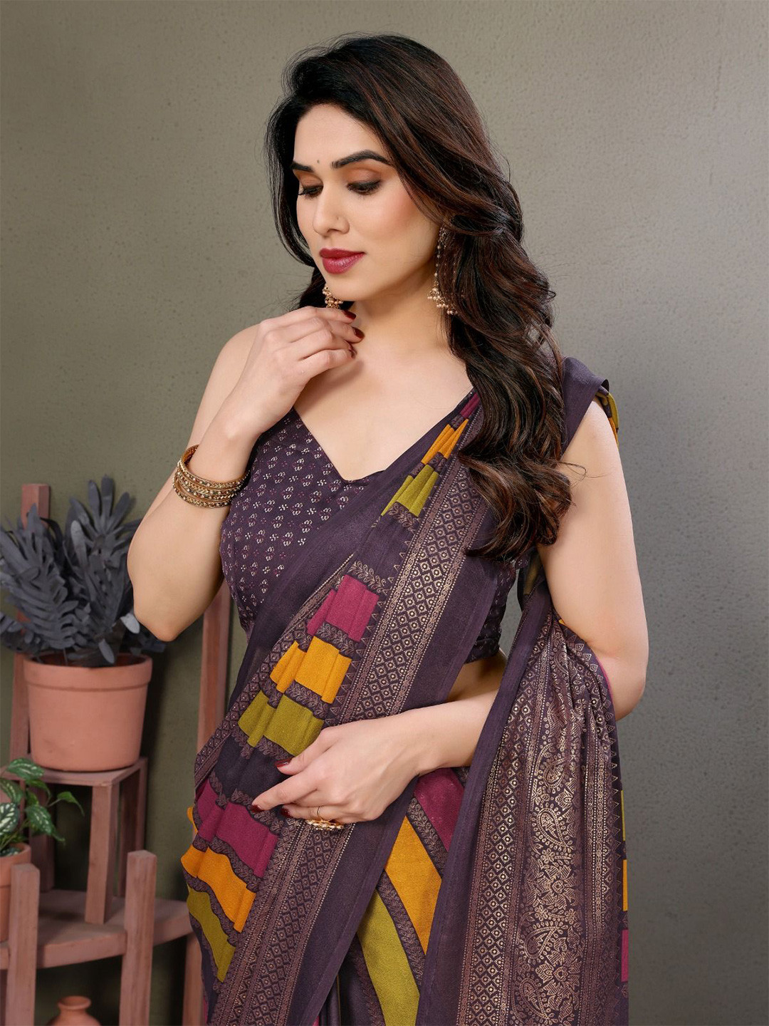 PHORIA STYLE Pure Chiffon Zari Saree