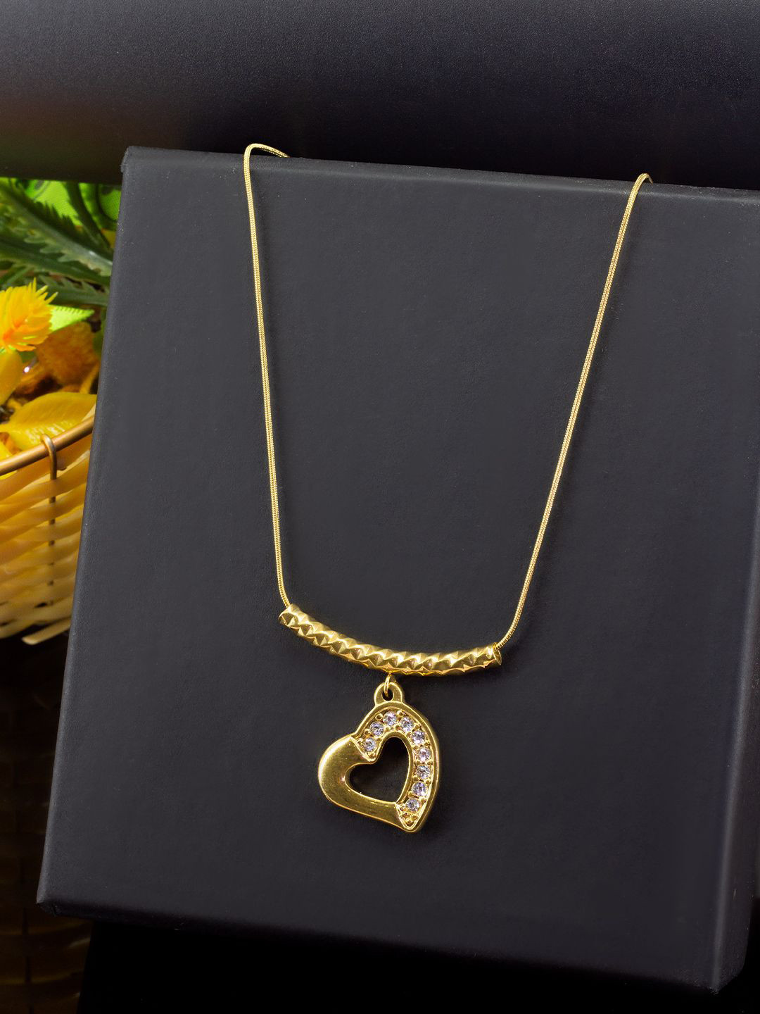 PRIVIU Gold Plated Stainless Steel American Diamond Studded Heart Chain
